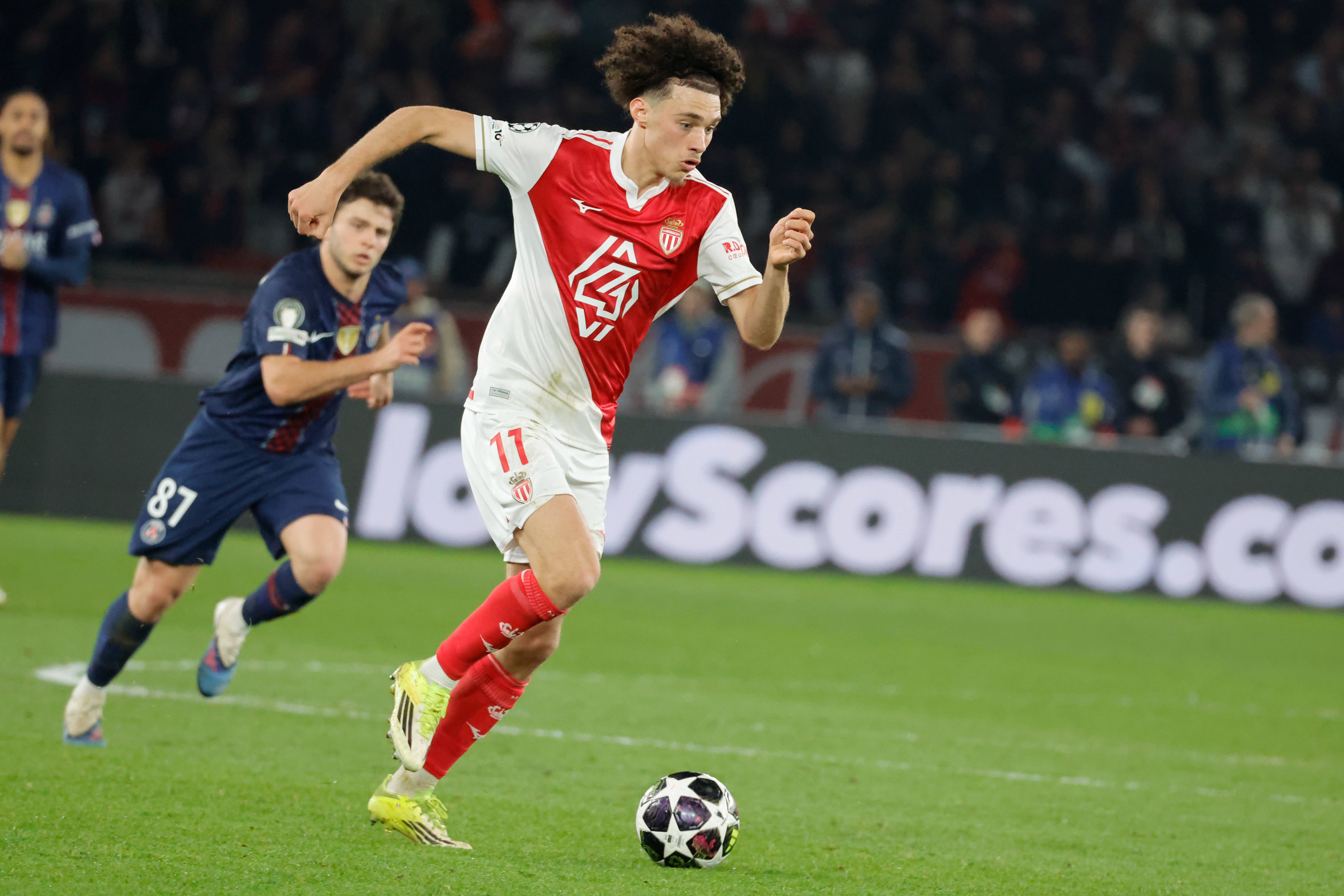 平博APP-多特蒙德客场大胜巴黎圣日耳曼,晋级欧冠八强了吗